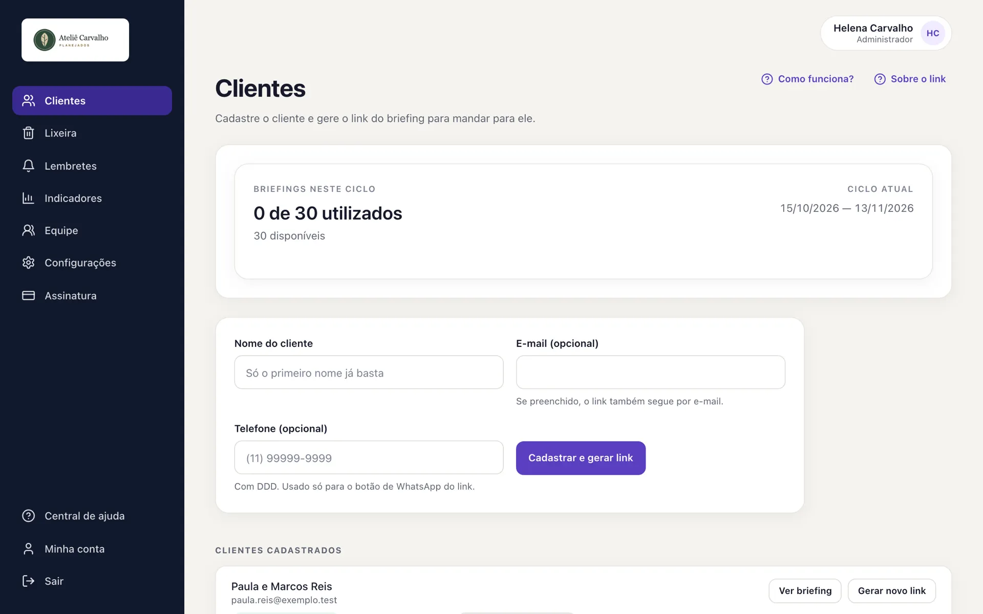 Painel da loja: cadastro do cliente e geração do link do briefing.